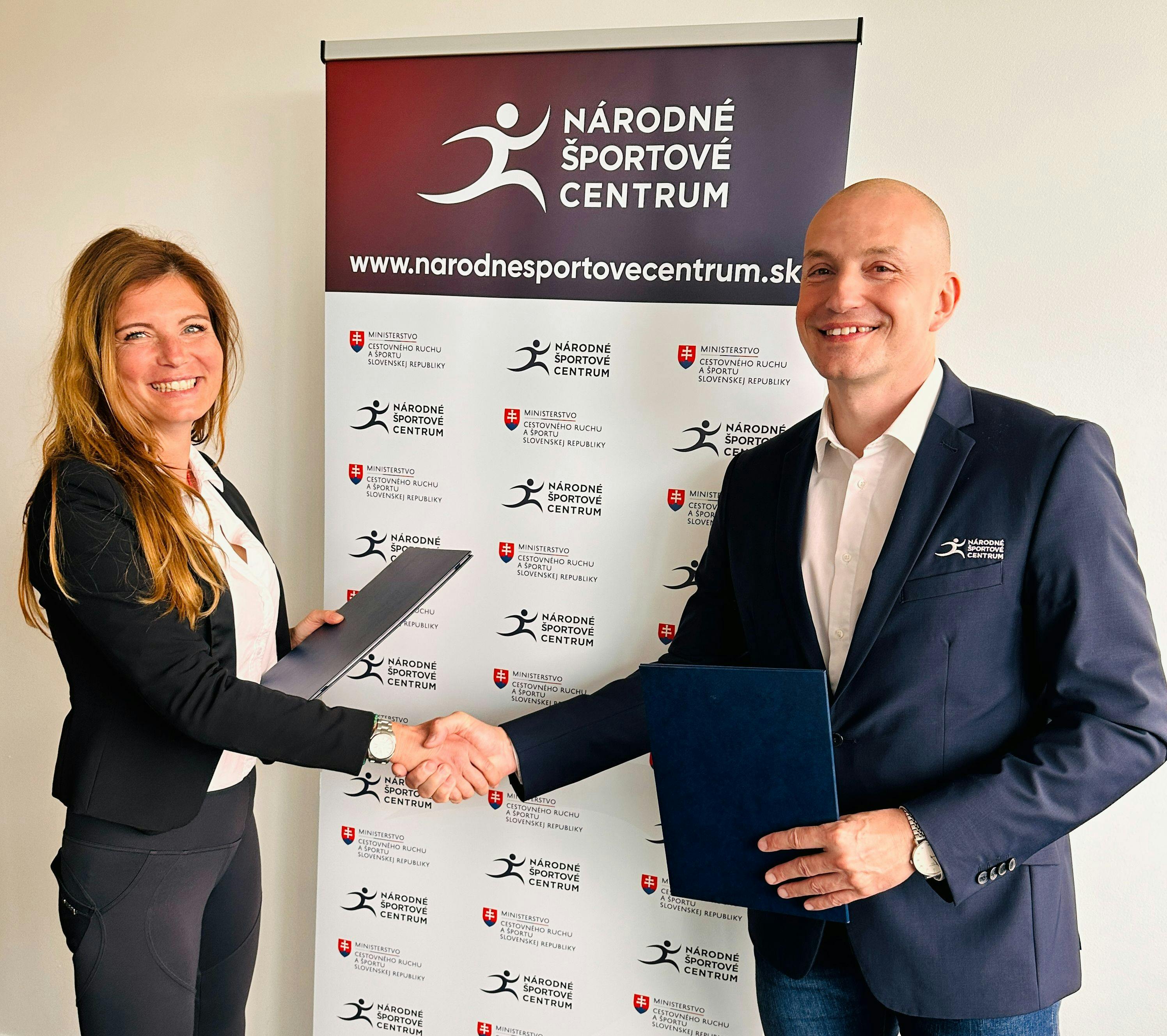 Národné športové centrum a Slovenská asociácia Nordic Walking podpísali memorandum o spolupráci 