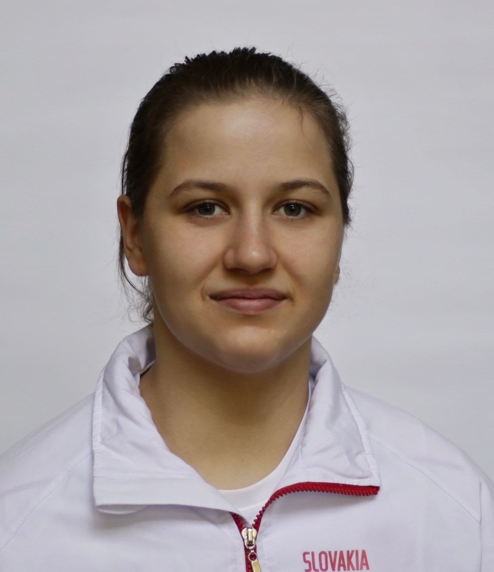Seničová Nikola