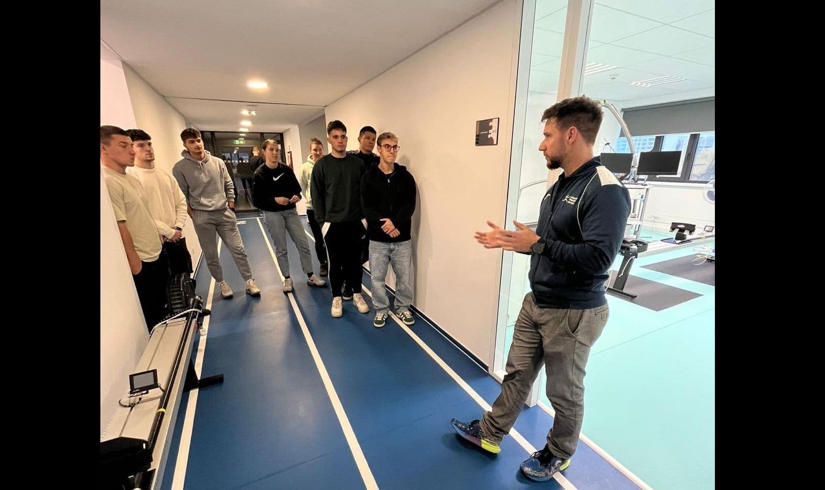 Národné športové centrum spojilo sily s Fakultou telesnej výchovy a športu: praktické prednášky a exkurzie pre študentov