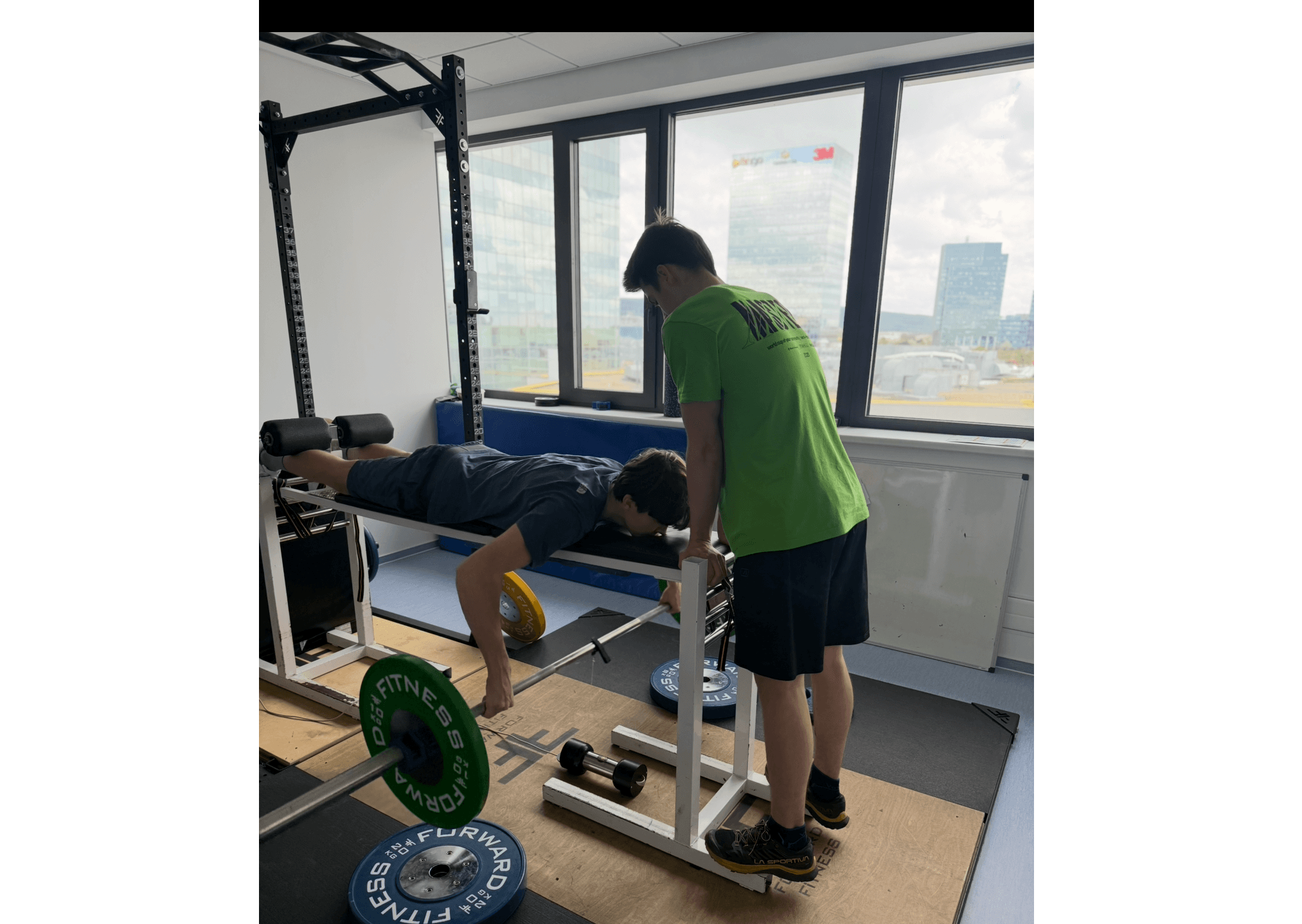 Športovci z Národného športového centra otestovali svoju výbušnosť a silu na oddelení diagnostiky