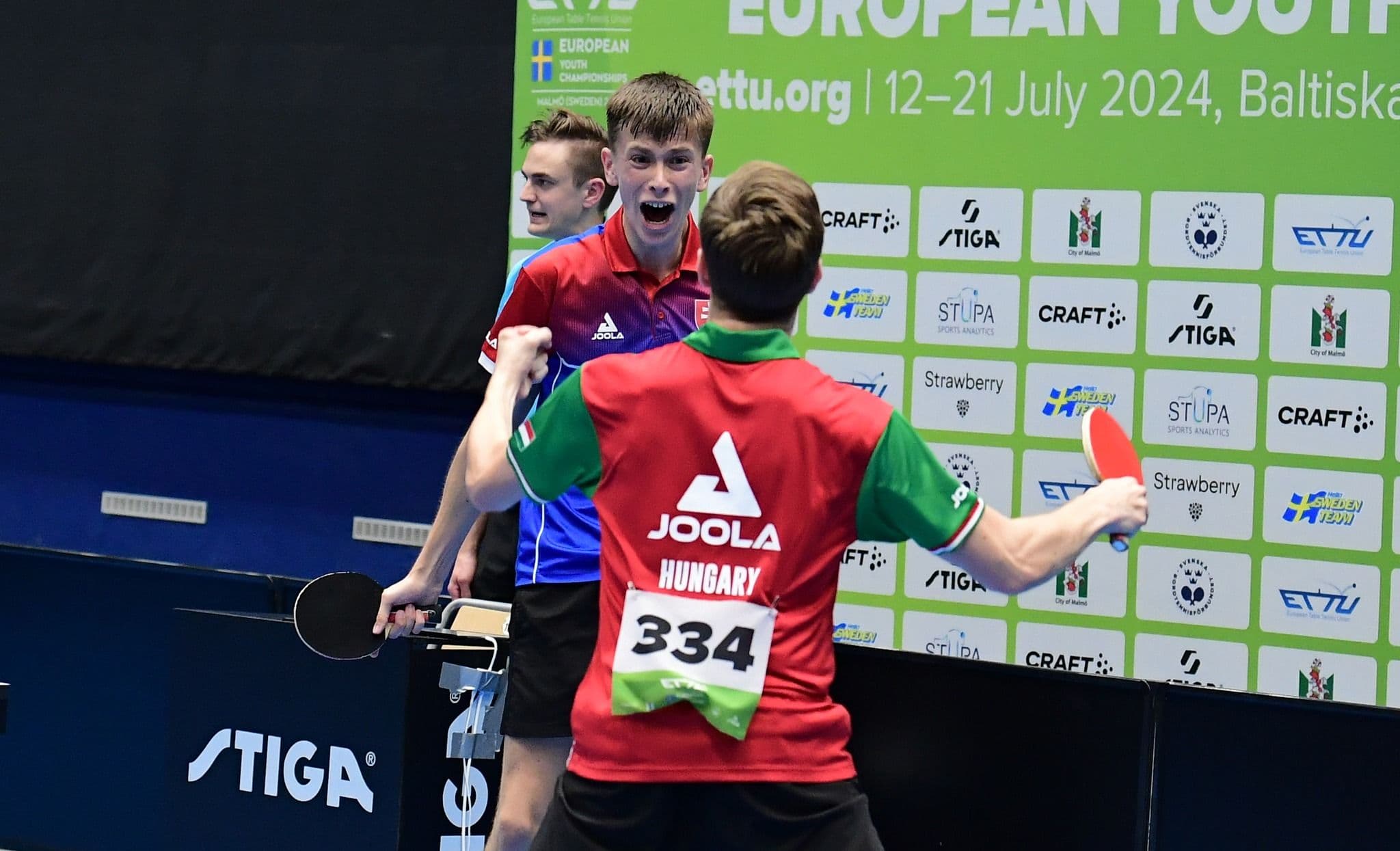 Bronz vo štvorhre, Arpáš jednu loptičku od finále!