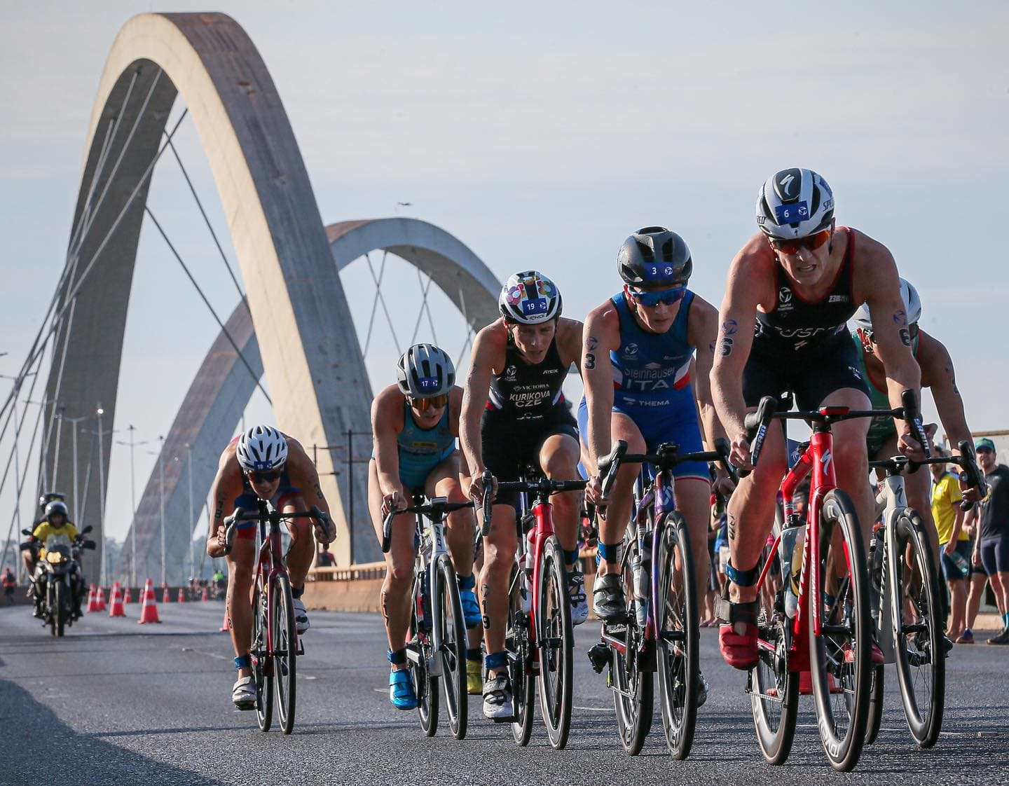 Triatlonistka Zuzana Michaličková ôsma na pretekoch v Brazílii