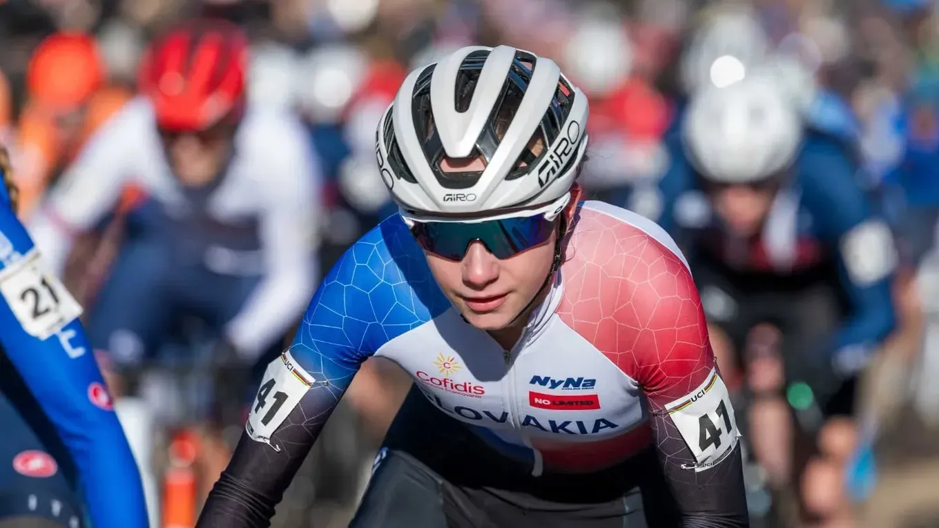 Chladoňová 6. v kategórii do 23 rokov, titul obhájila Bäckstedtová