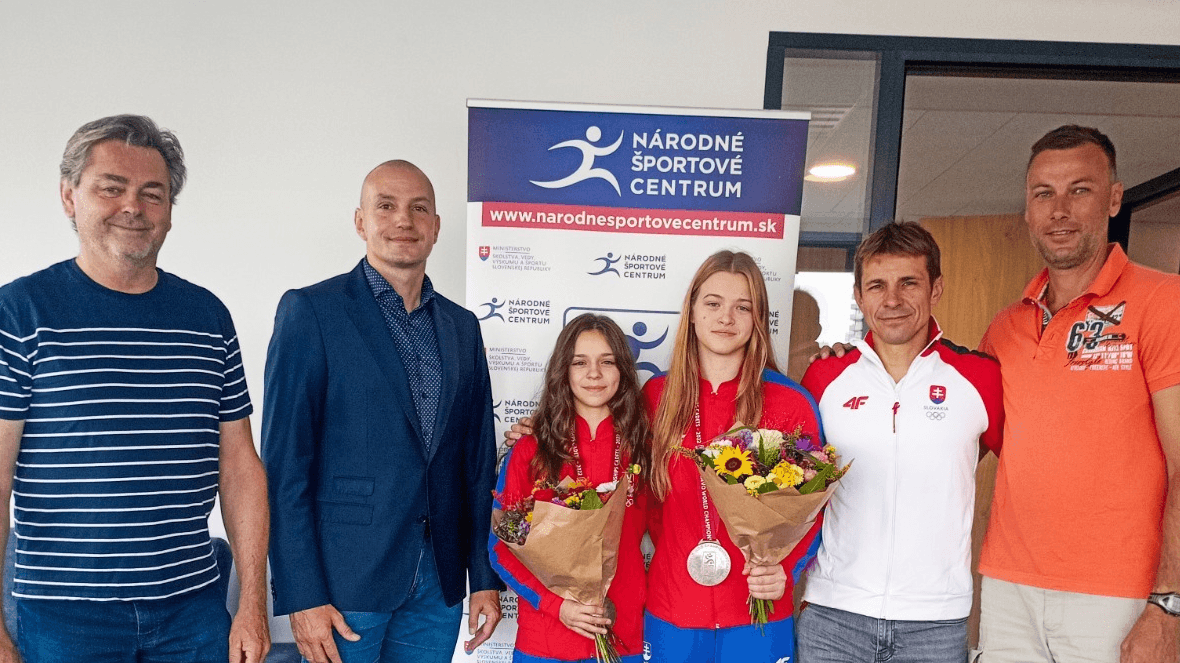 V Národnom športovom centre sme privítali sesternice Tománkové